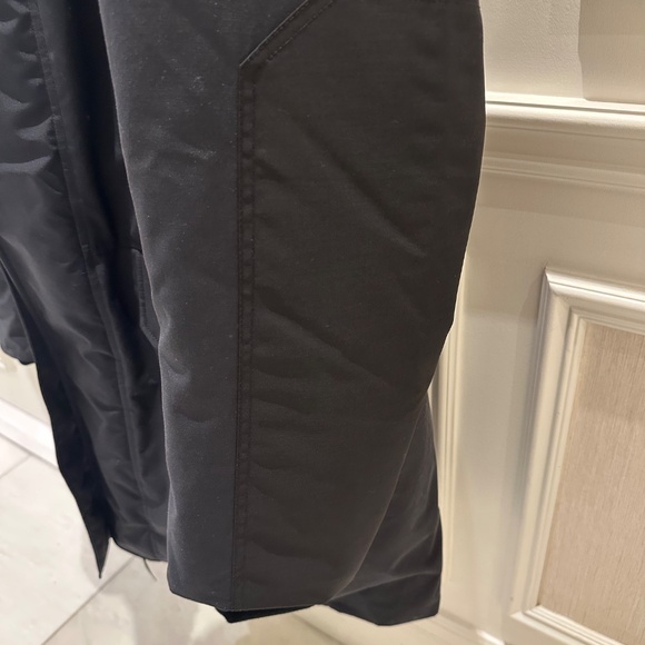 Canada Goose Men's Black Label Down Parka - Picture 9 of 16